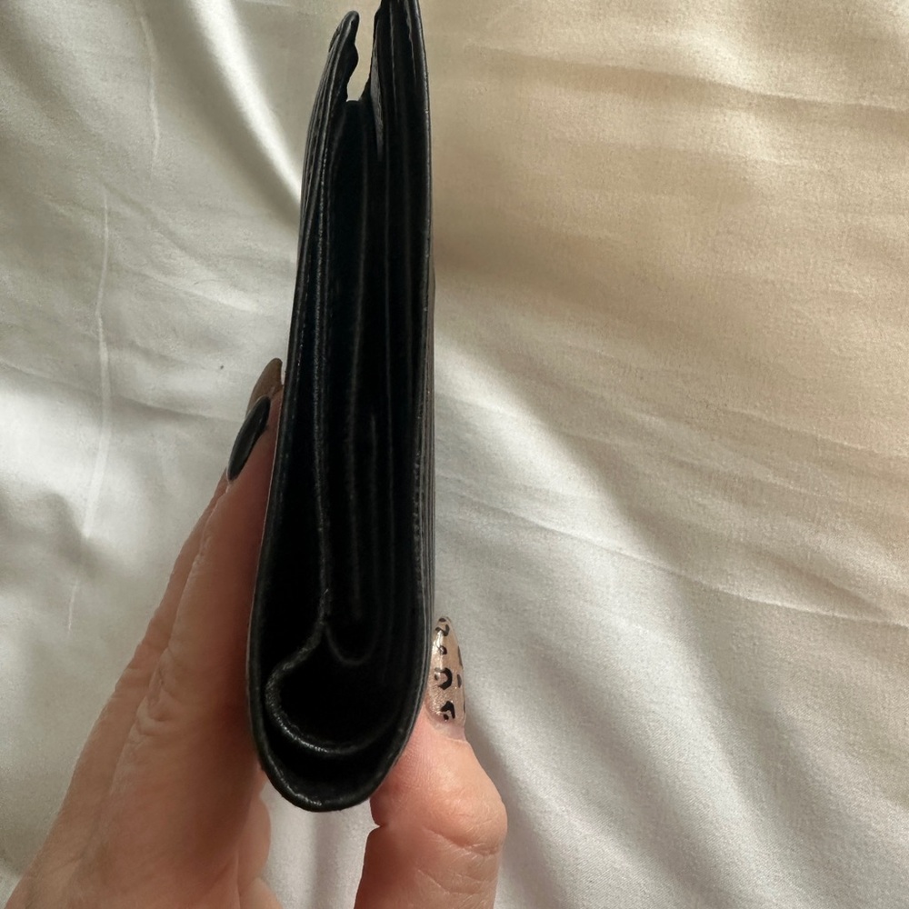 Louis Vuitton Black Epi Leather Wallet - Near Flawless - Picture 11 of 16